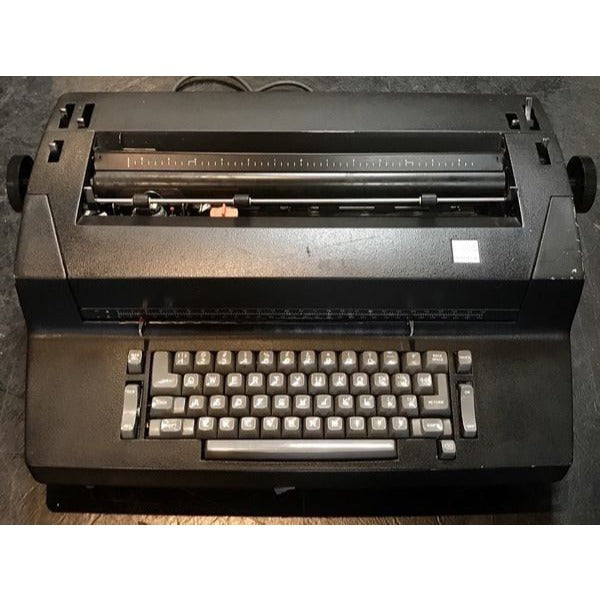 Vintage IBM Selectric II Correcting Typewriter