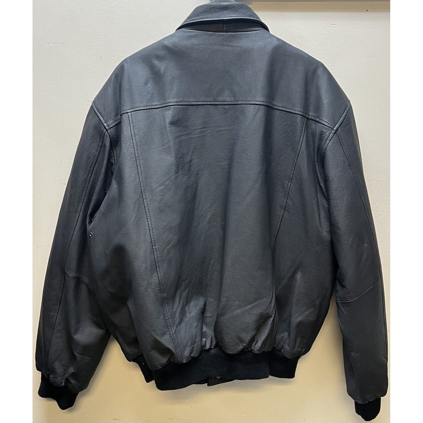 DreamWorks SKG Collared Black Leather Bomber Jacket - Large