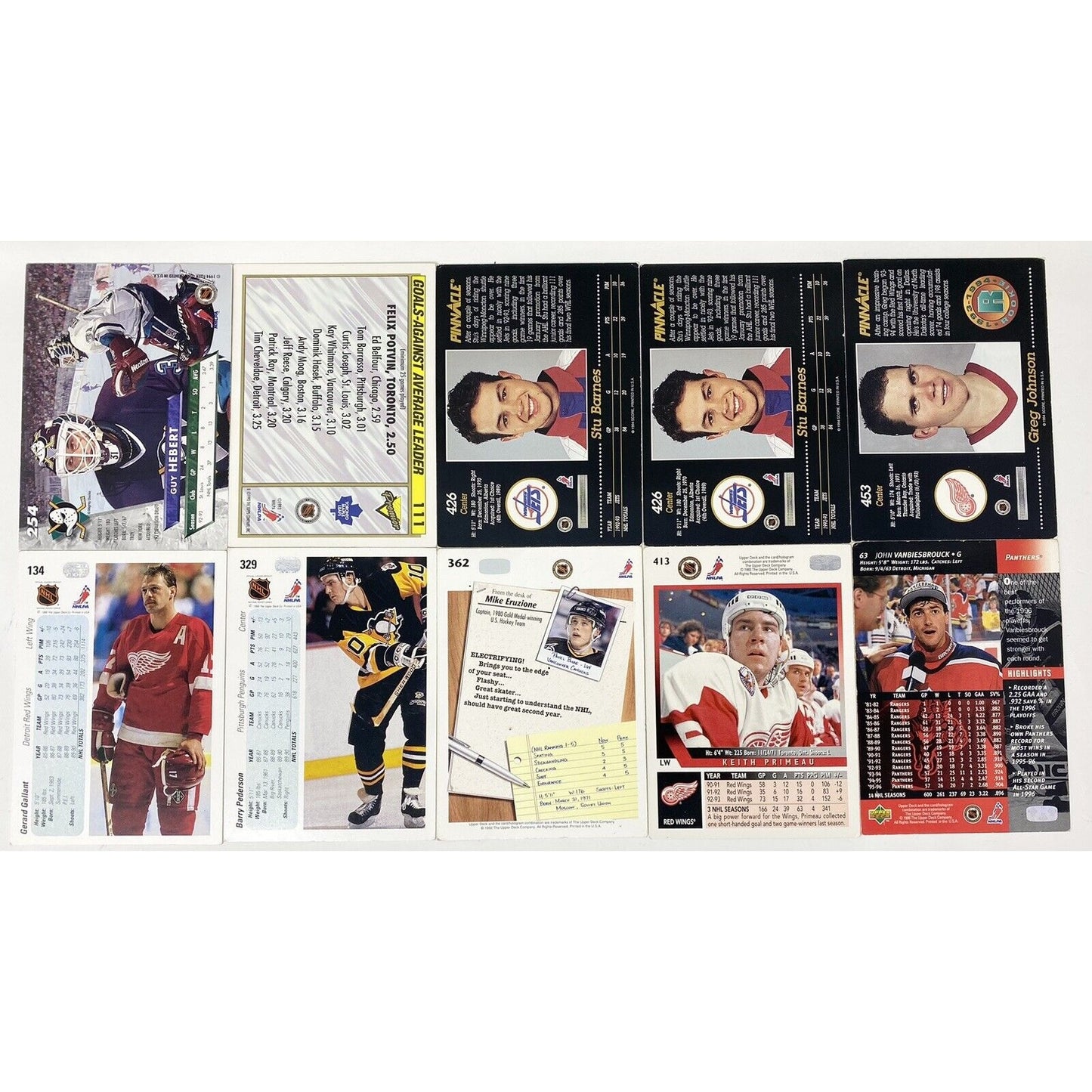 Vintage 1990's Mixed Lot of 25 NHL Hockey Trading Cards