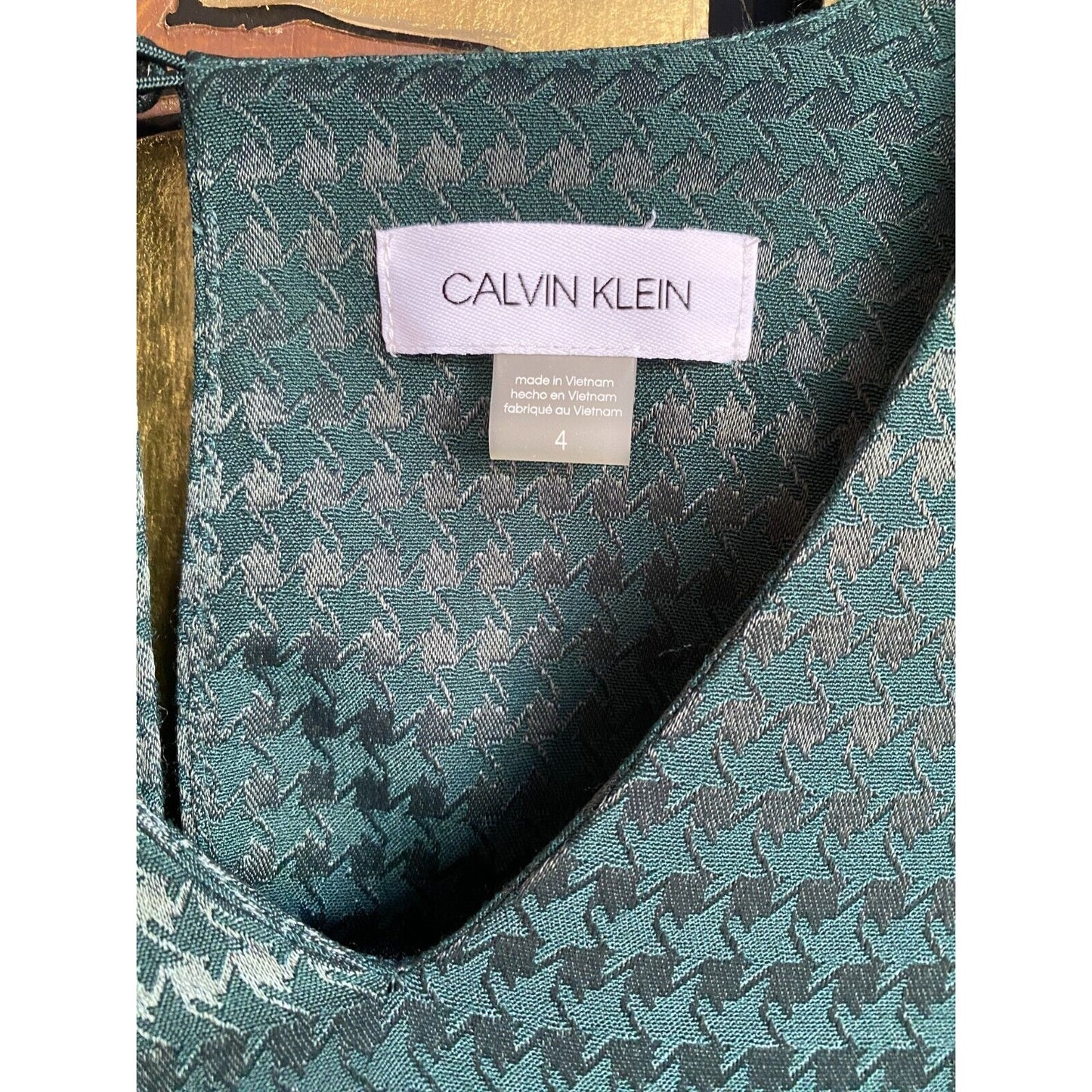 CALVIN KLEIN Womens Green Keyhole Back Bell Sleeve V Neck Short Shift Dress 4