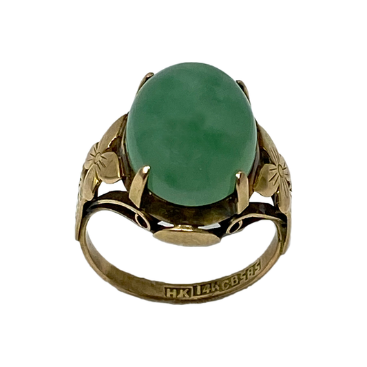 Vintage Oval Cabochon Cut Solitaire Jade Ring 14K Yellow Gold