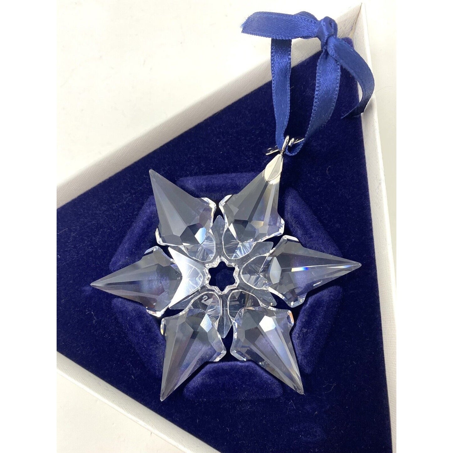 2000 Annual Edition Swarovski 243452 Snowflake Star Crystal Christmas Ornament