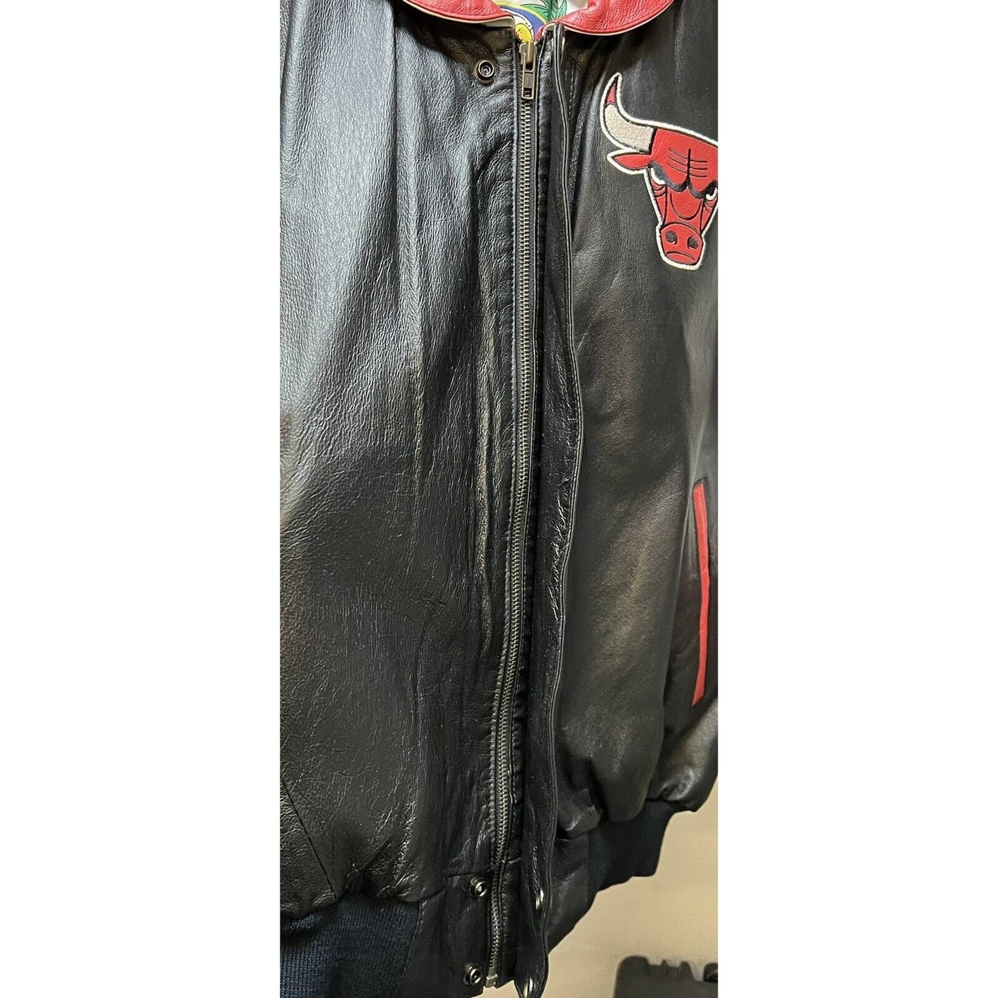 READ - Vintage 90's Jeff Hamilton NBA Chicago Bulls Leather Jacket - Large
